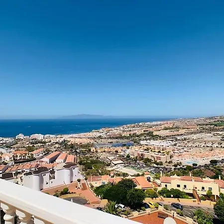 Sunsets In Balcon Del Atlantico, Adeje, Tenerife アパート *